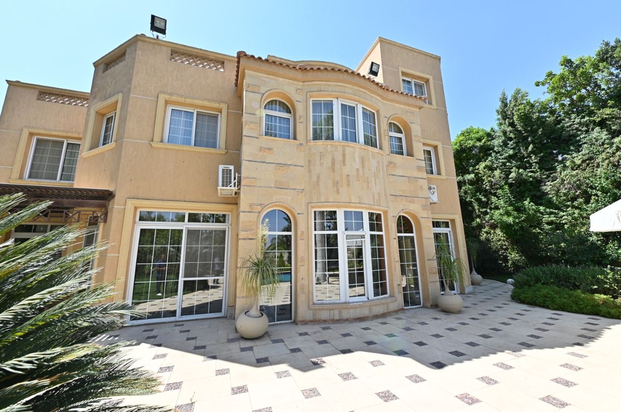 Villa at Beverly Hills | Forsa Property