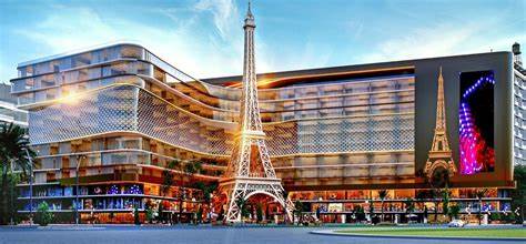 Retail at Paris Mall | Forsa Property