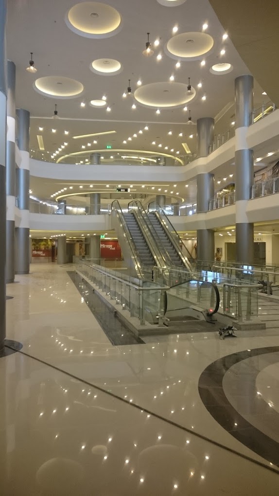 Retail at Mirage Mall | Forsa Property Retail at Mirage Mall | Forsa Property