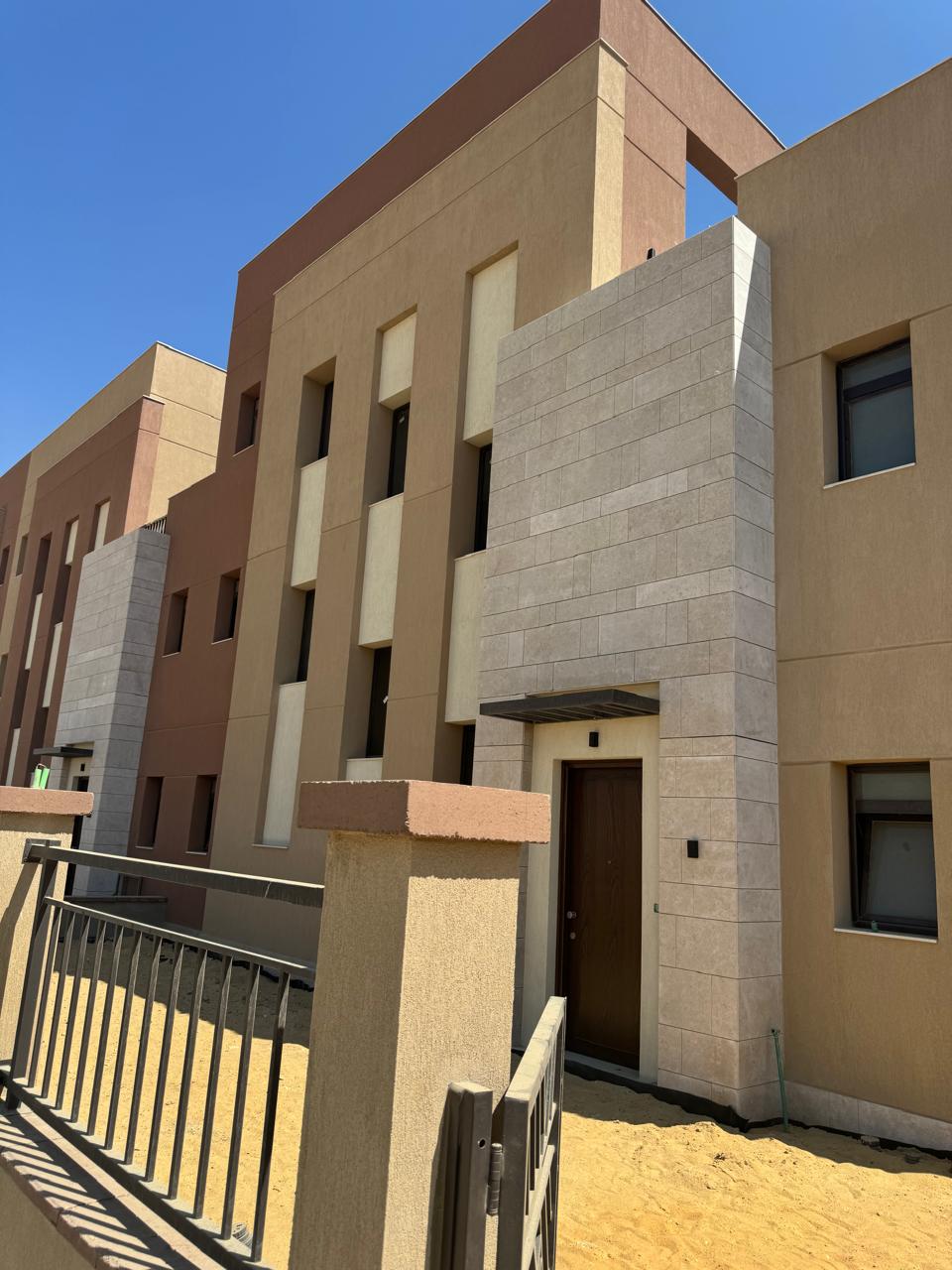 تاون هاوس at ديستريكت 5 | Forsa Property