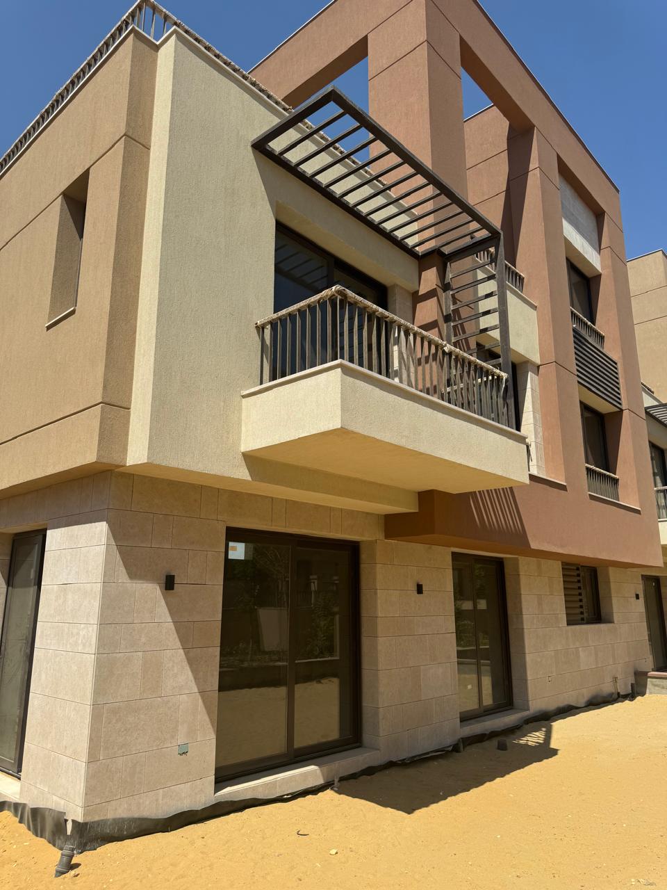 تاون هاوس at ديستريكت 5 | Forsa Property