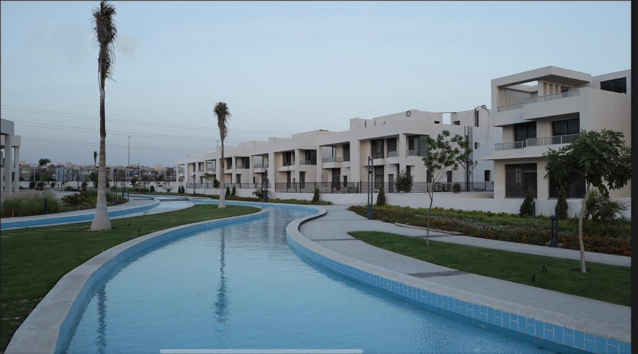 Twin House at Lake West | Forsa Property